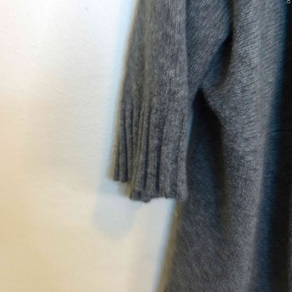 DRESS BARN CARDIGAN - Picture 3 of 8